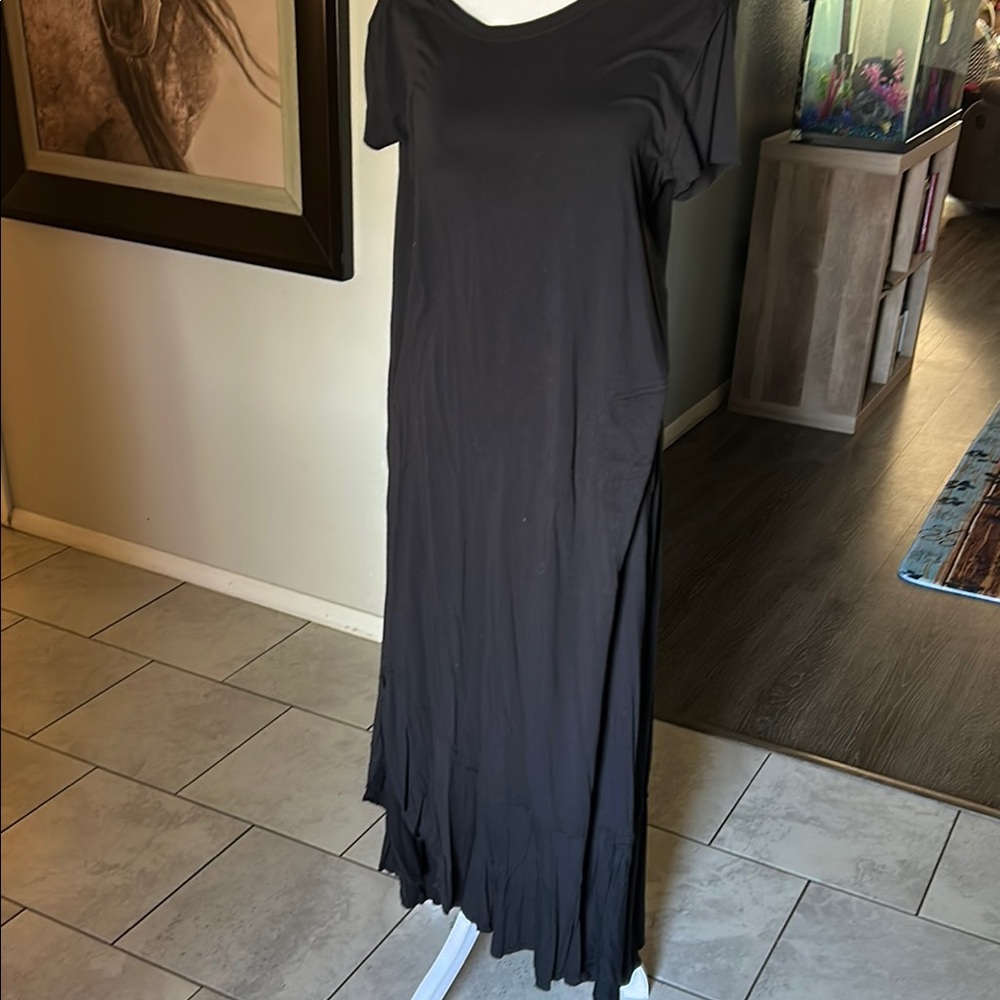 Elegant Black Maxi Dress